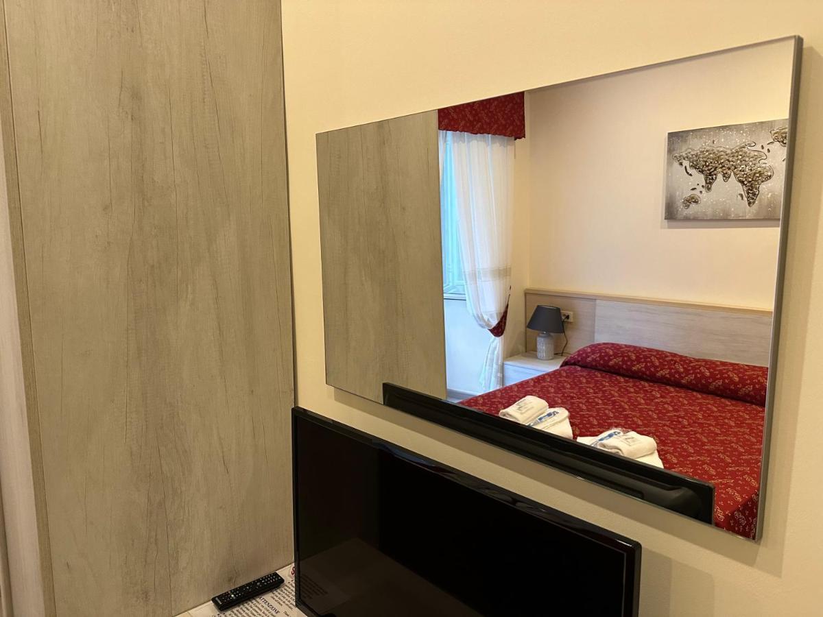 רומא Casa Vacanza Vahid מראה חיצוני תמונה